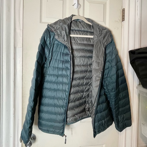 Tumi Jackets & Coats Tumi Packable Jacket Green Mens L Zip Up Euc